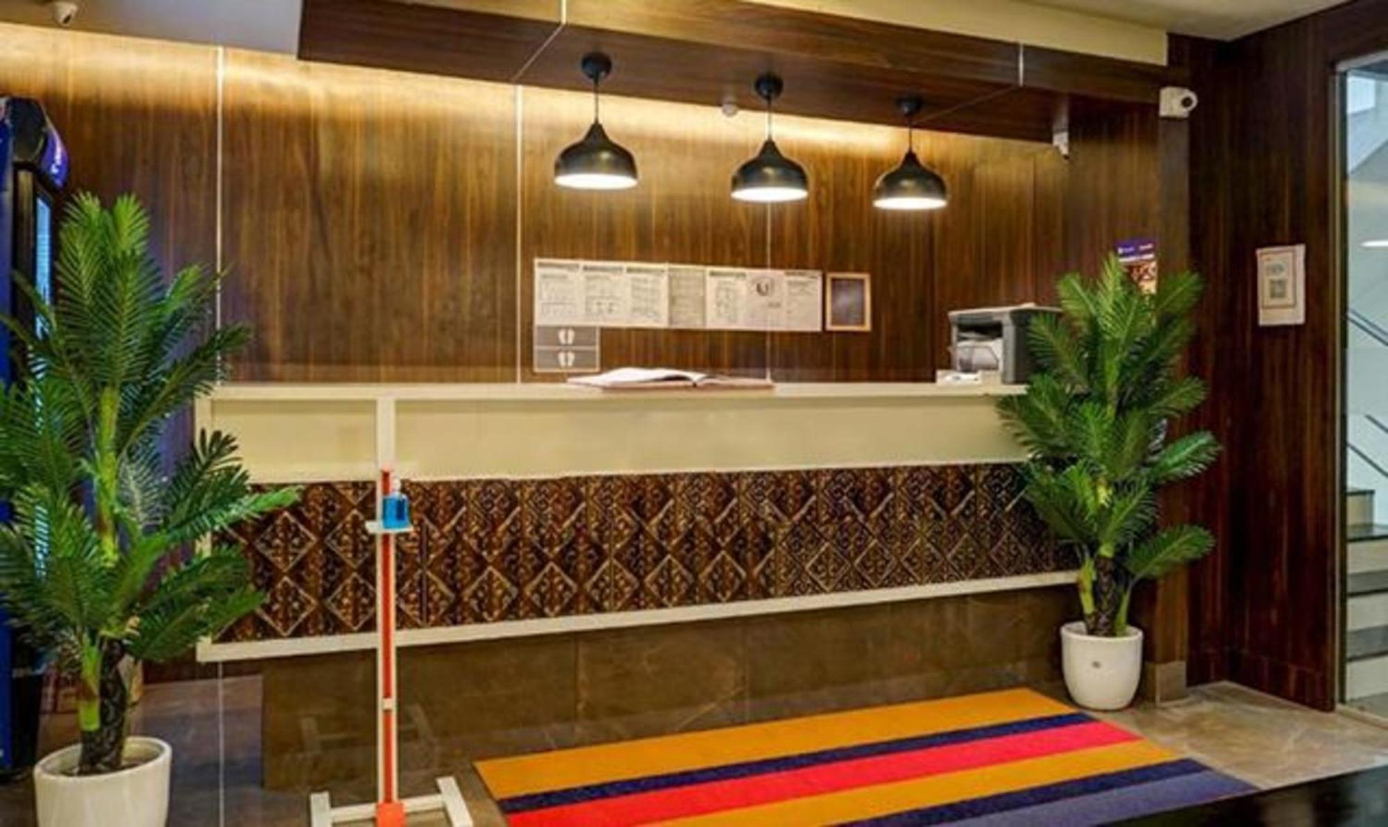 Omkar Executive Hotel Yerandwane Exterior foto